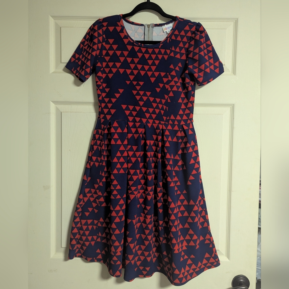 LuLaRoe Fit and Flare Amelia Skater Cap Sleeve Vintage Retro Mod Rockabilly